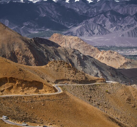 pexels-imadclicks-17650349