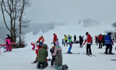 Family trip at Solang Valley Manali with snow mountains Tourists enjoying Atal Tunnel and Sissu views in Manali Manali family holiday near Hidimba Temple forest